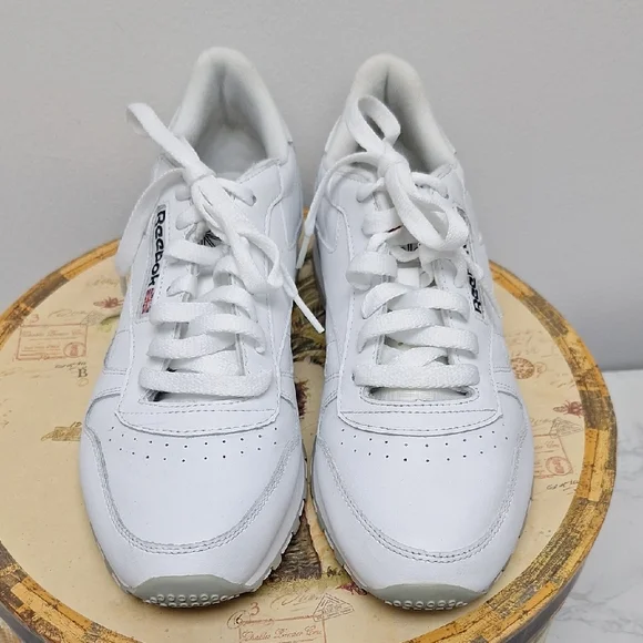 Reebok Men's Classic Leather Sneaker White Sz 9 - Picture 2 of 7